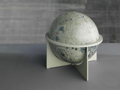 Globo lunar